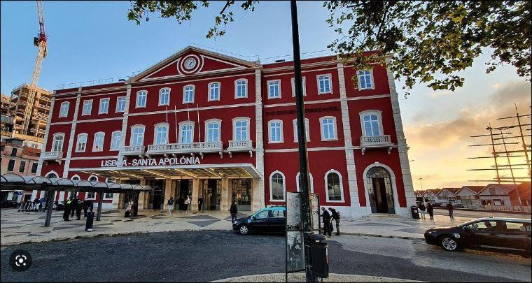 Appartamento Terrasse Ensoleillee Lisbona Esterno foto