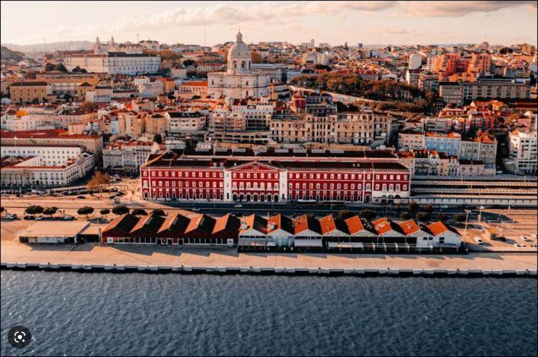 Appartamento Terrasse Ensoleillee Lisbona Esterno foto